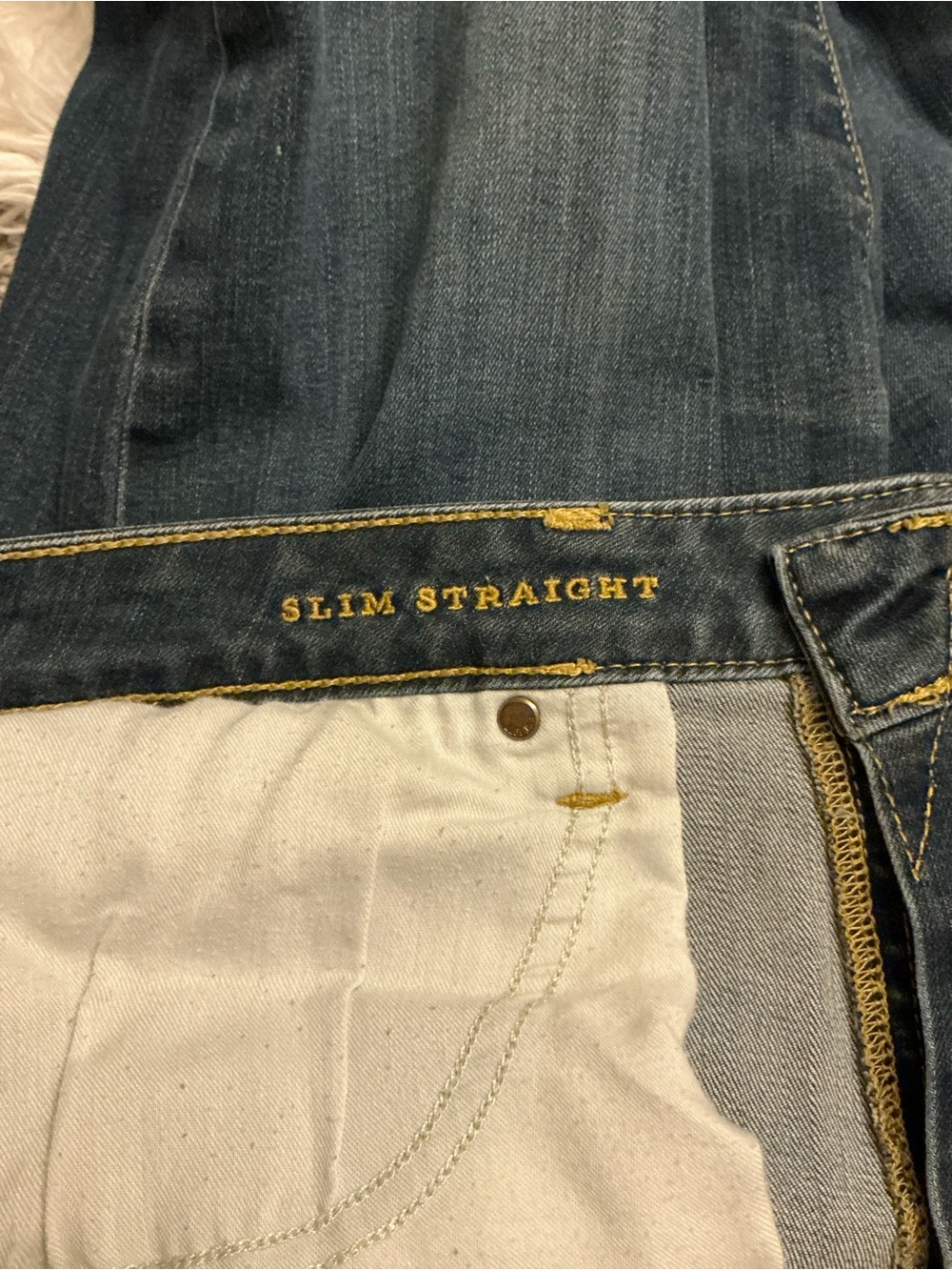 American Eagle Outfitters Men’s Dark Wash Slim Straight Jeans - Picture 9 of 9